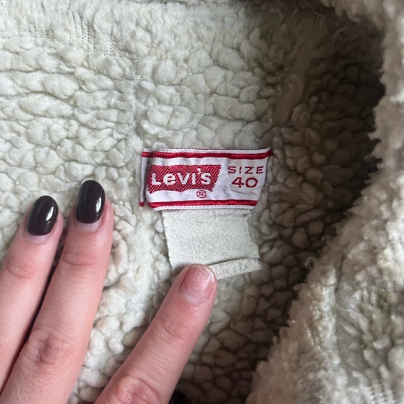 VINTAGE LEVI’S Denim Acid Wash Sherpa Jacket - Picture 3 of 5
